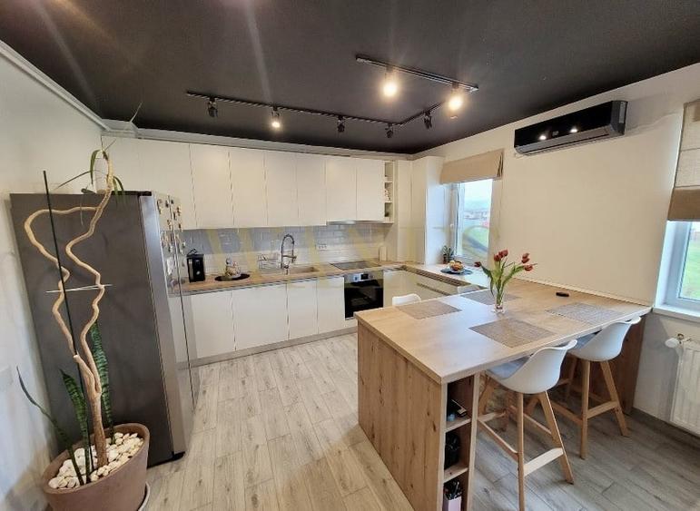Apartament cu 3 camere semidecomandat, mobilat în Florești — fotografia 3