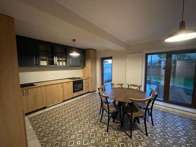 Casă cu 3 camere cu Teren 224 Mp în Tunari