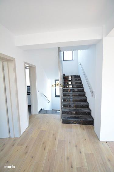 Casă cu 4 camere cu Teren 644 Mp în Central