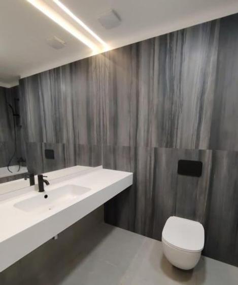 Apartament cu 3 camere decomandat, mobilat în Pipera