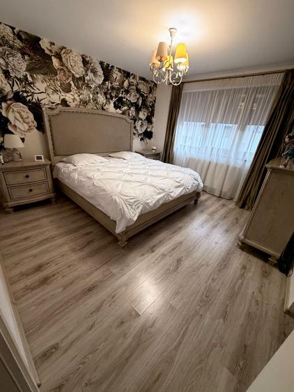 Casă cu 4 camere cu Teren 150 Mp în Central