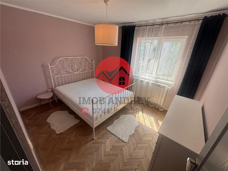 Apartament cu 3 camere decomandat în Ultracentral