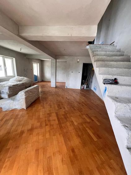 Vila 372 mp + teren 732 mp | Strada Lacului, Ramnicu Valcea - 1