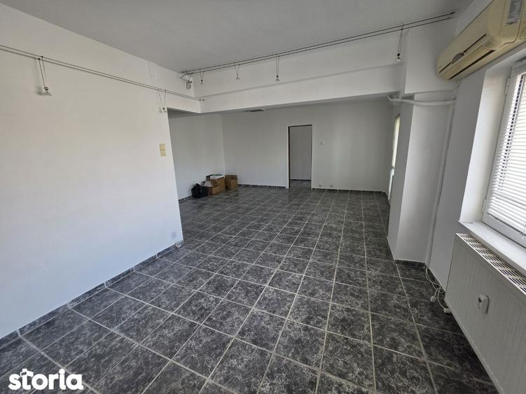 Apartament cu 2 camere semidecomandat în Moșilor
