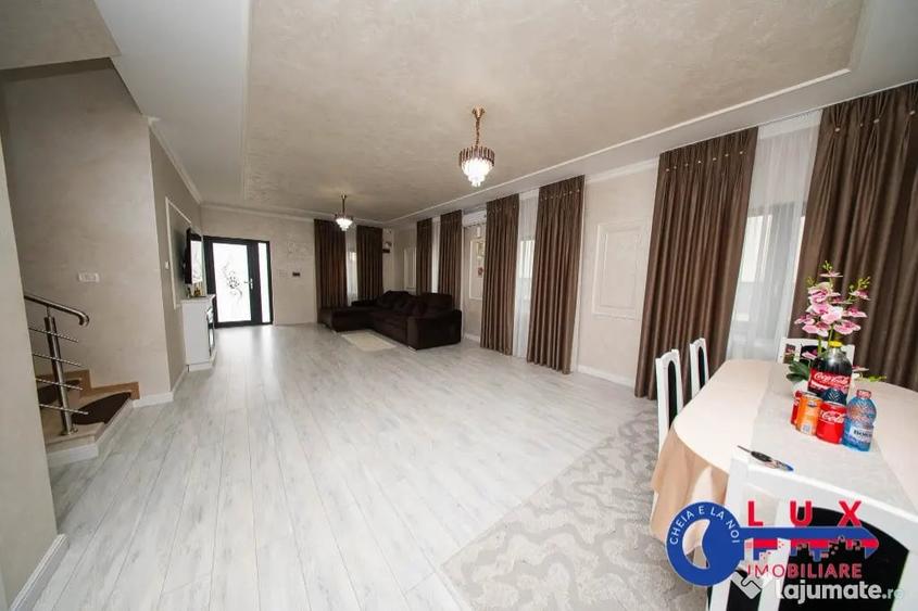 Casă cu 6 camere cu Teren 400 Mp în Babadag
