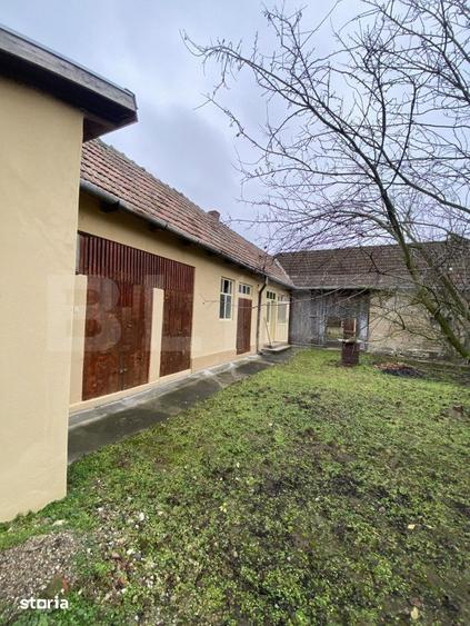 Casă cu 3 camere cu Teren 40000 Mp în Crasna