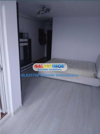 Garsonieră decomandată, mobilată în Progresul