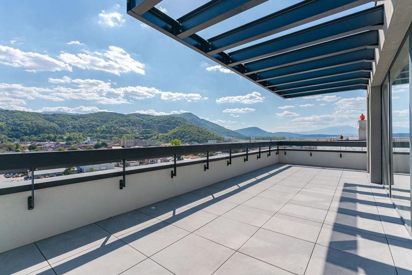 Apartament cu 4 camere decomandat în Bartolomeu