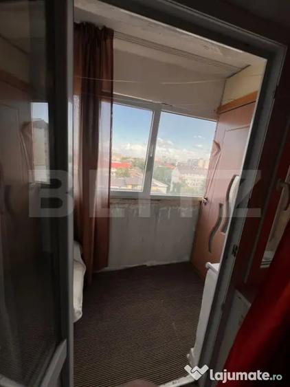 Apartament cu 3 camere decomandat în George Enescu