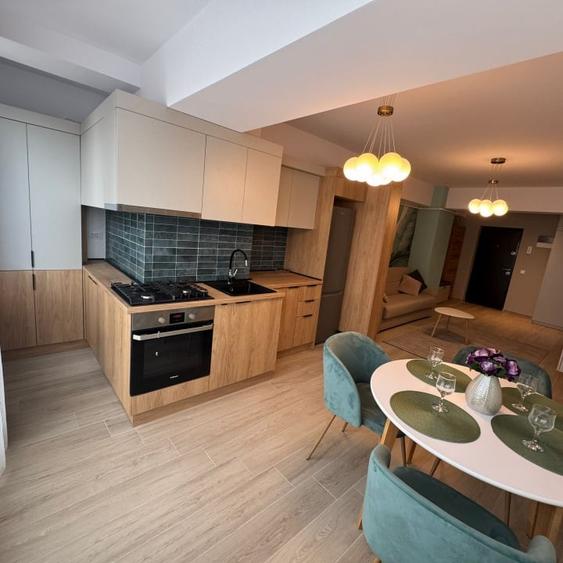 Apartament cu 2 camere circular, mobilat în Nord