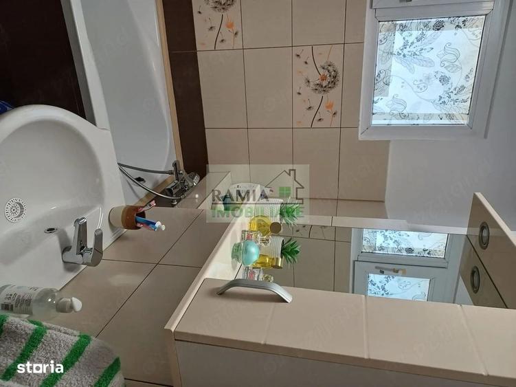 Apartament cu 2 camere semidecomandat în Astra