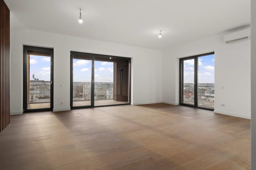 Apartament cu 4 camere decomandat în 13 Septembrie