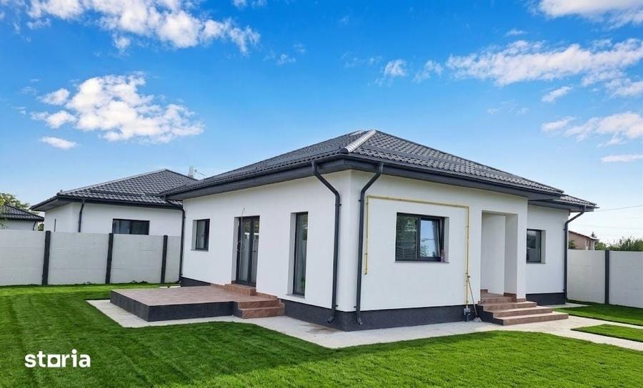 Casă cu 4 camere cu Teren 400 Mp în Clinceni