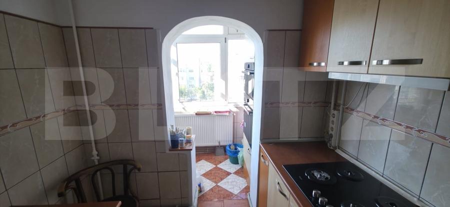 Apartament cu 3 camere decomandat în Mihai Bravu