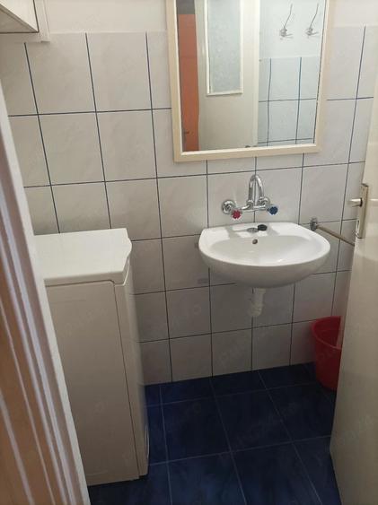 Apartament cu 3 camere decomandat în Decebal