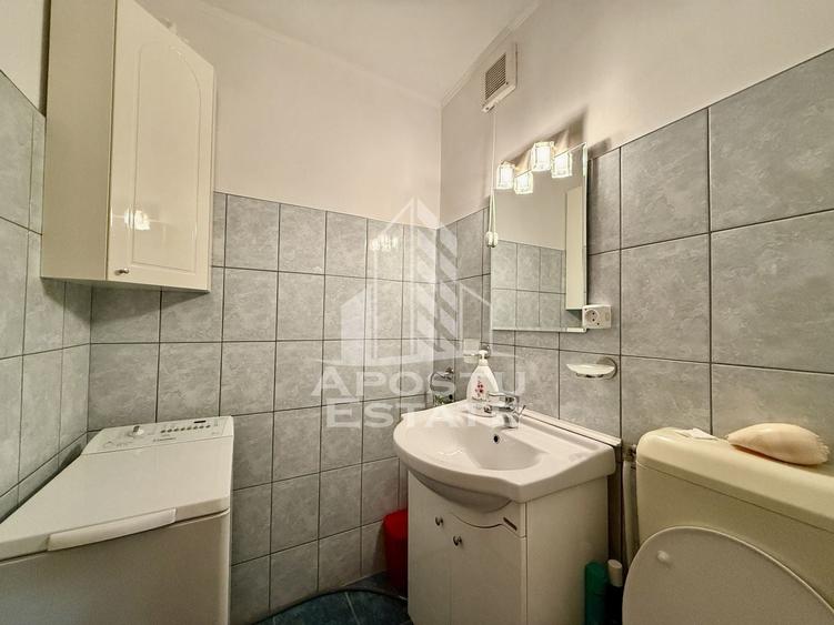 Apartament cu 3 camere semidecomandat, mobilat în Olimpia-Stadion