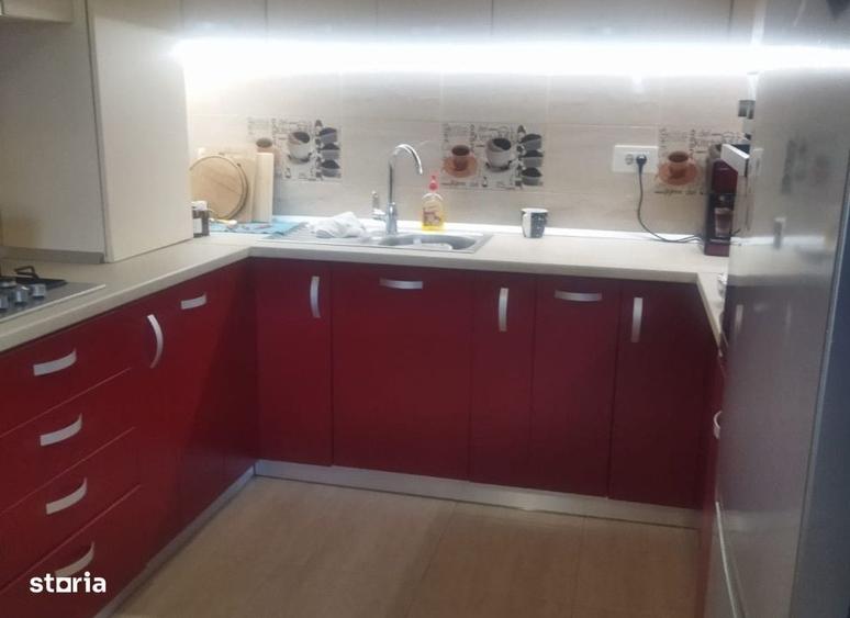 Casă cu 4 camere cu Teren 395 Mp în Galata