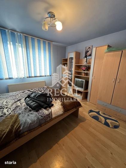 Apartament cu 2 camere decomandat în Rișca