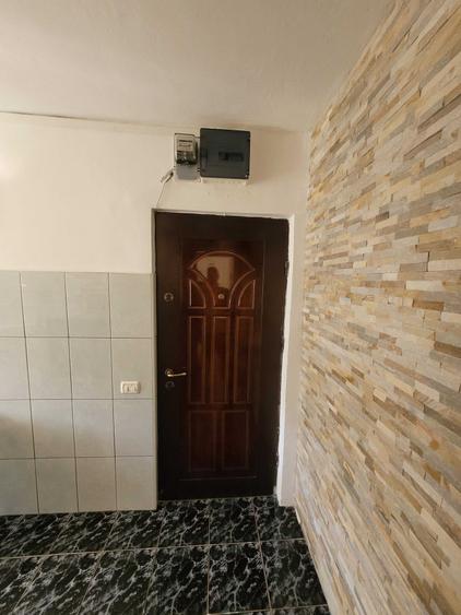 Apartament cu 2 camere nedecomandat în Central