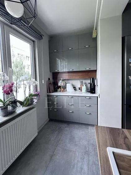 Apartament cu 2 camere semidecomandat în Dâmbul Rotund