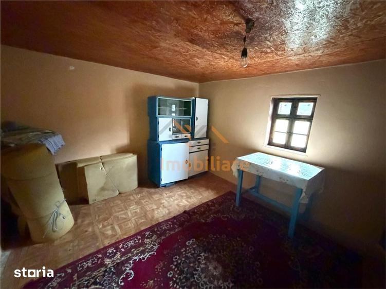 Casă cu 4 camere cu Teren 2846 Mp în Aștileu
