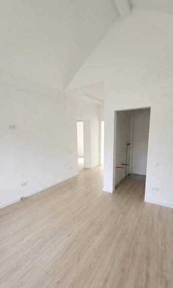 Apartament cu 2 camere decomandat în Zamora