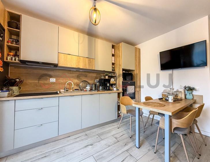 Apartament cu 2 camere semidecomandat, mobilat în Chinteni