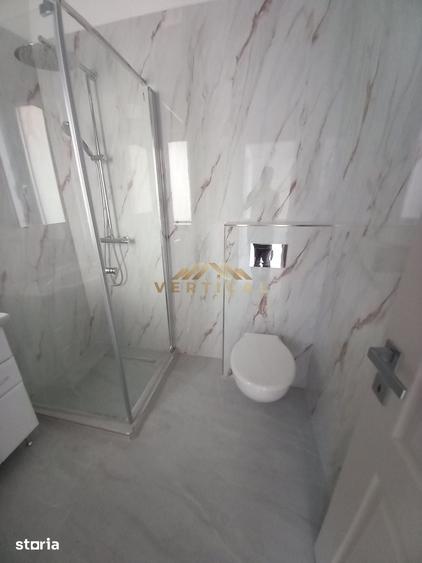 Casă cu 3 camere cu Teren 445 Mp în Central