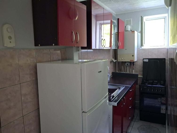 Apartament cu 2 camere în Micro 1