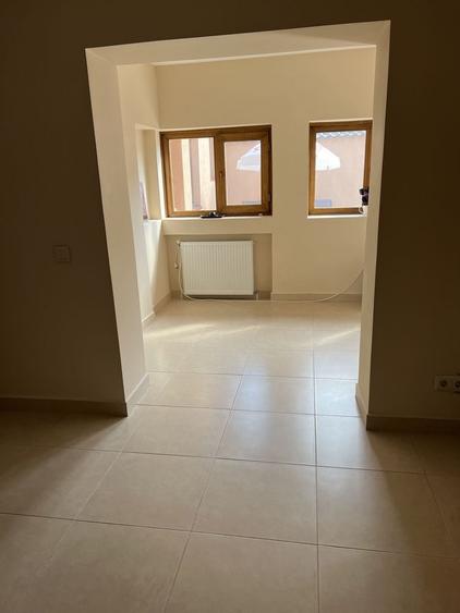 Casă cu 3 camere cu Teren 165 Mp în Central