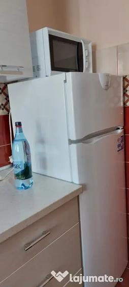 Apartament cu 2 camere semidecomandat în Exterior Vest