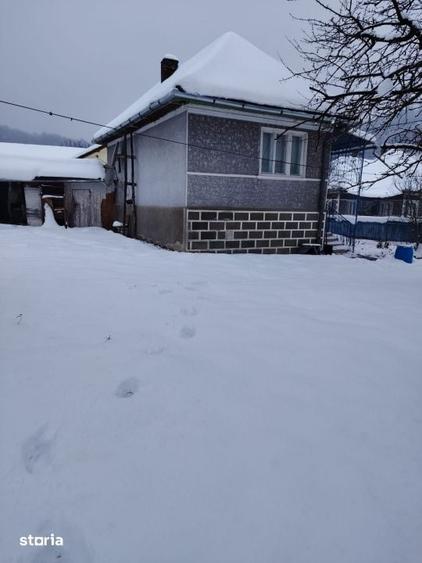 Casă cu 2 camere cu Teren 950 Mp în Feleacu