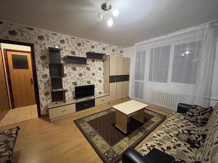 Apartament cu 2 camere semidecomandat, mobilat în Berceni