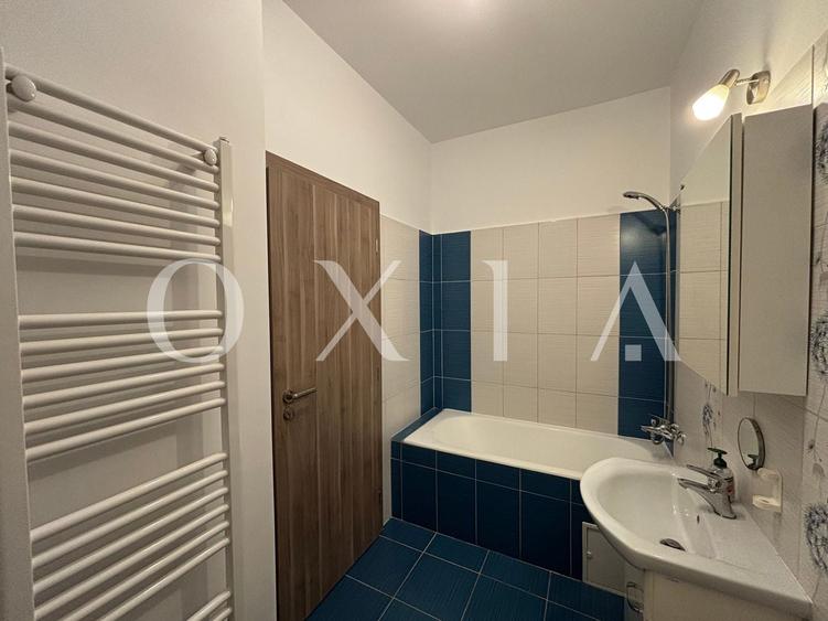 Apartament cu 3 camere semidecomandat, mobilat în Braytim