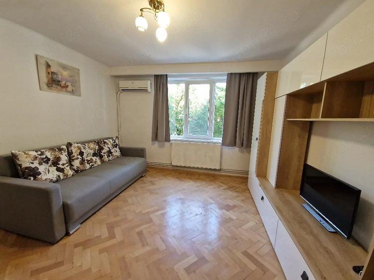 Proprietar ofer spre inchiriere ap.2 camere zona Piata 700 - 2