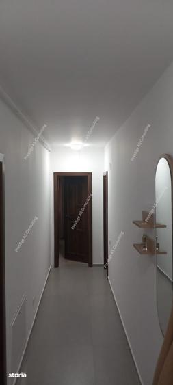 Apartament cu 3 camere decomandat în Dumbrăvița