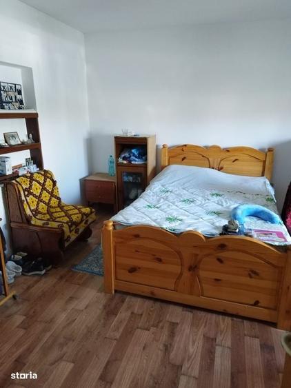 Casă cu 4 camere cu Teren 375 Mp în Ciritei