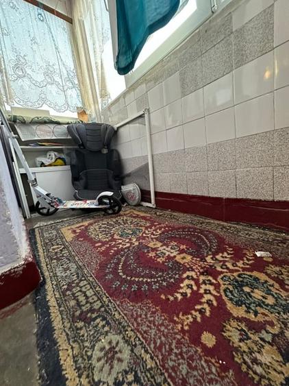 Apartament cu 2 camere semidecomandat, mobilat în Viziru 1