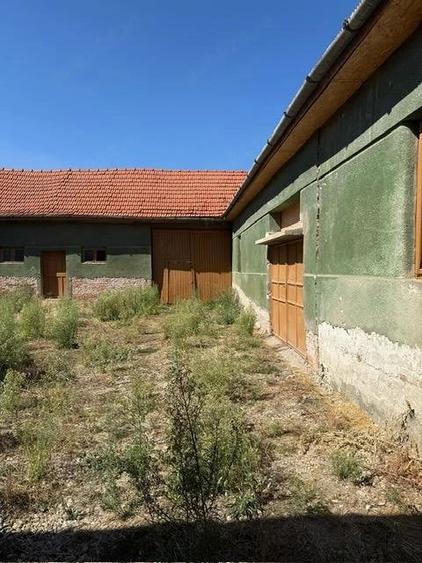 Casă cu 3 camere cu Teren 3083 Mp în Lugojel