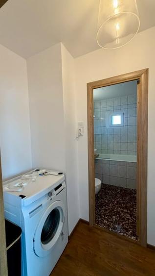 Apartament cu 2 camere semidecomandat, mobilat în Turda