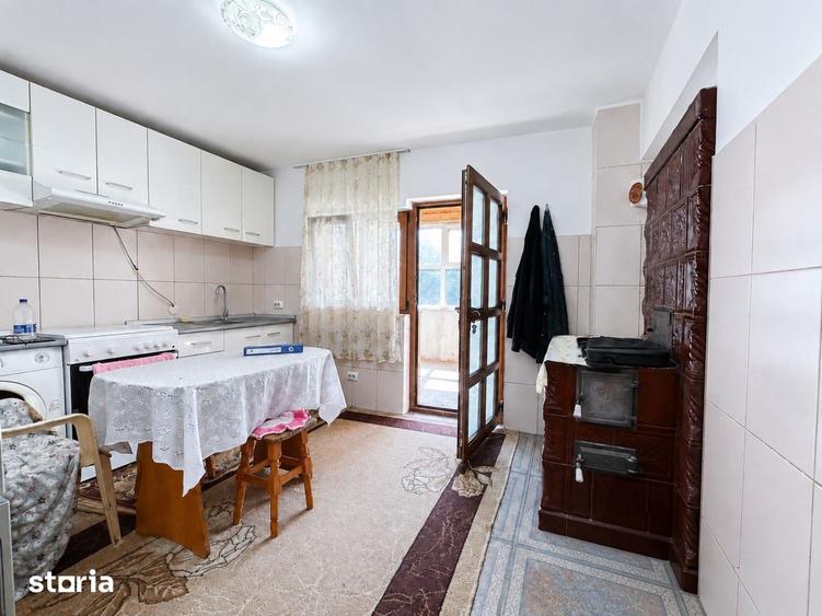 Vila d+p+m 184mp Spranceana Erbiceni Ia?i living + 4 dormitoare - 17