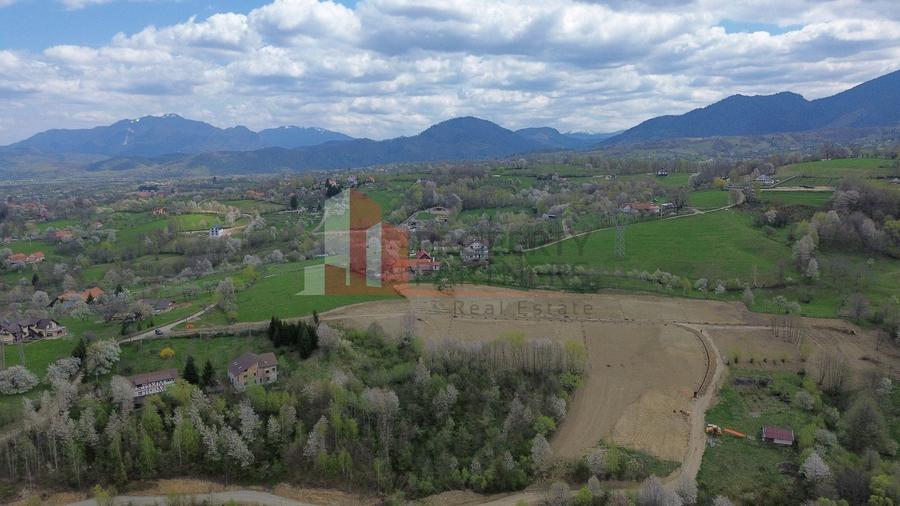 Teren Construcții intravilan de 1000 mp, în Bran