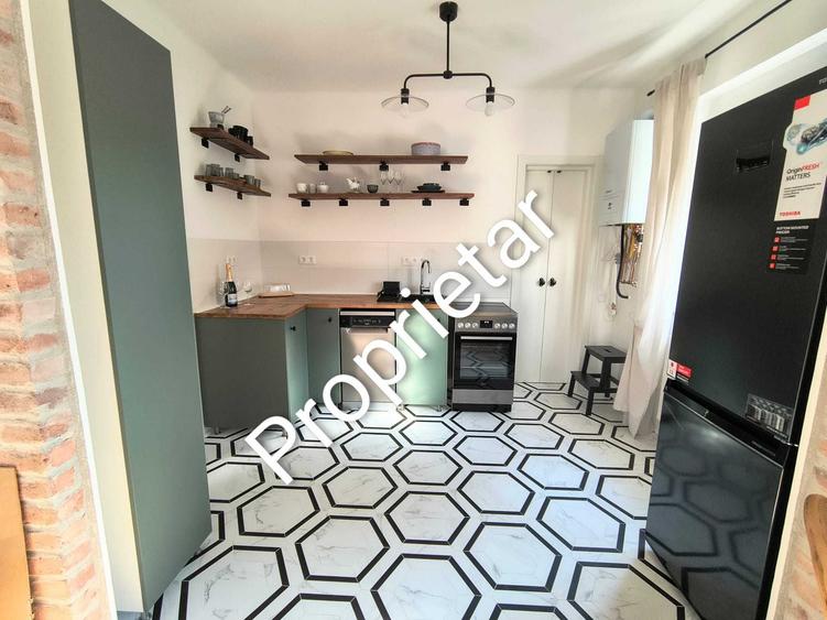 Apartament cu 2 camere semidecomandat în Gruia