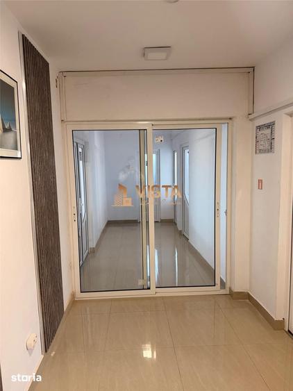 Spațiu comercial, de 60 mp, în Central