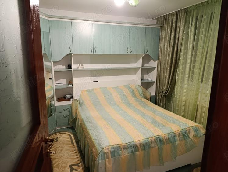 Apartament cu 3 camere decomandat în Dărmănești