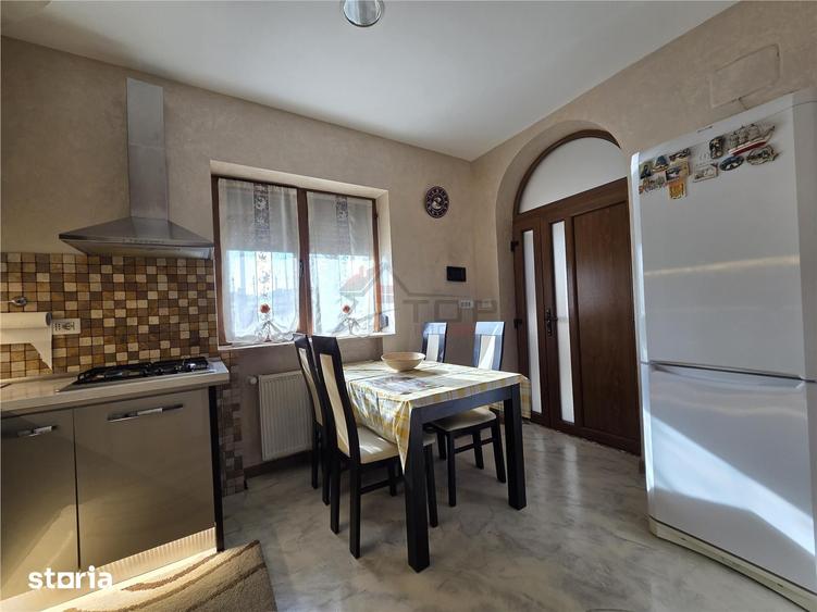 Casă cu 2 camere cu Teren 200 Mp în Tătărași