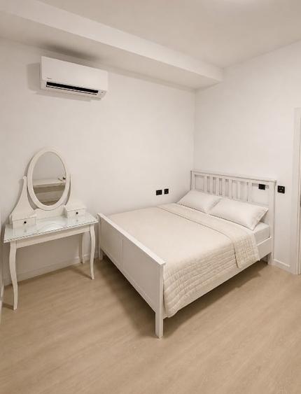 Apartament cu 3 camere decomandat, mobilat în Faleza Nord