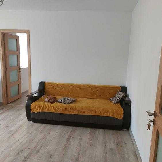 De Inchiriat Apartament 2 camere nedecomandat etaj 1 George Enescu - 3