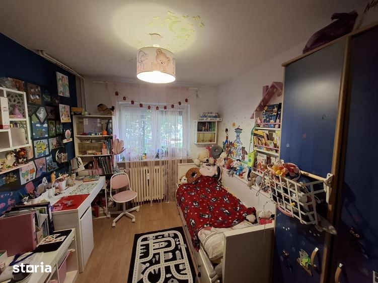 Apartament cu 3 camere decomandat în Inel II