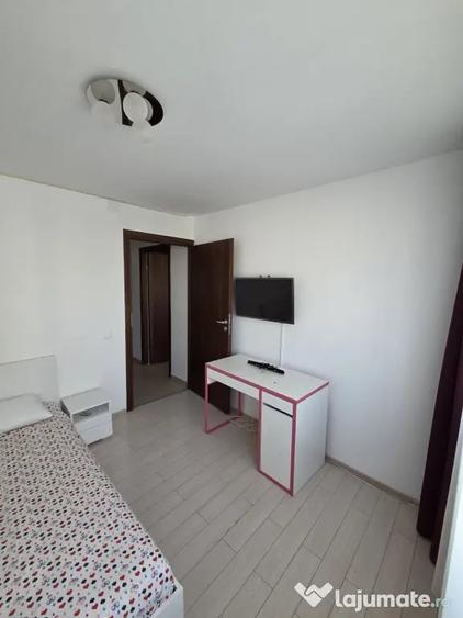 Apartament cu 3 camere decomandat, mobilat în 1 Decembrie 1918